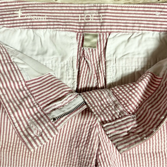 Ann Taylor Loft Pink/Red & White Striped Seersucker Bermuda Shorts Size 4 - Picture 8 of 8